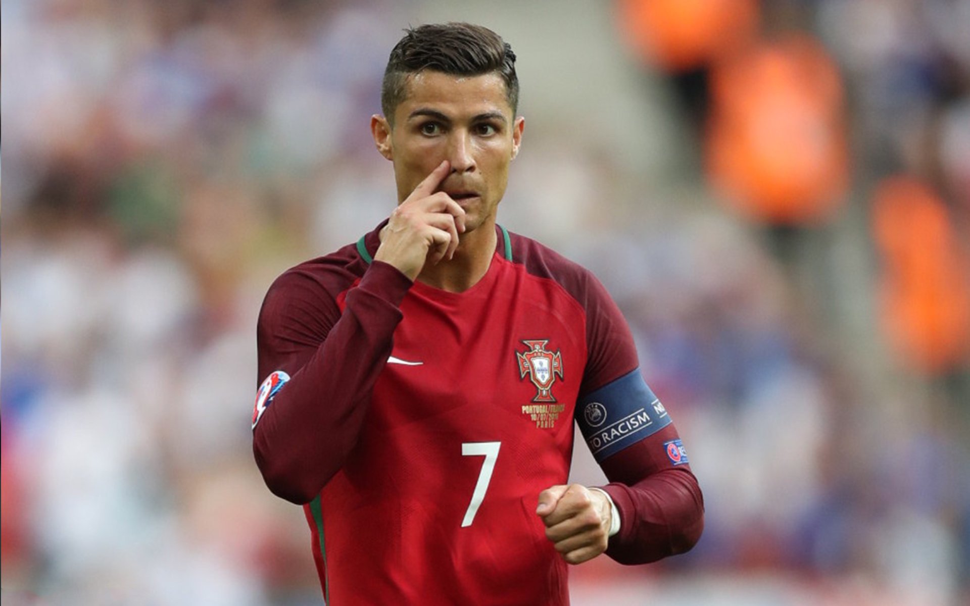 中国登山运动员成功挑战多座高峰，中国登山队2020